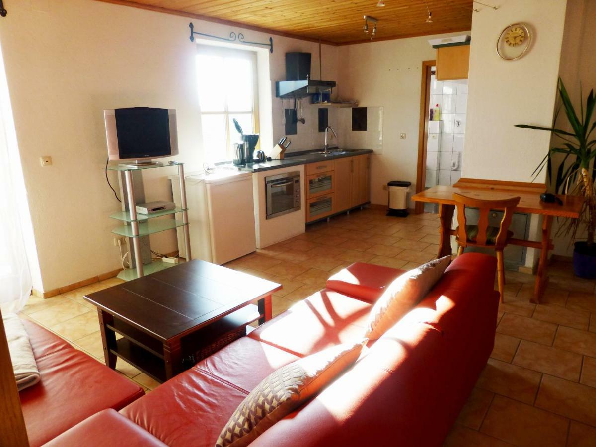 Ferienwohnung Boesch Taching am See Exterior photo